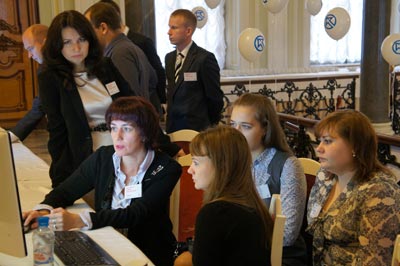В Санкт-Петербурге участники семинара могли проконсультироваться у специалистов АСКОН за рабочими местами